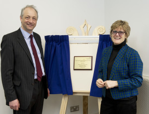 Professor John Geddes and Dame Sally Davies at the Warneford site.